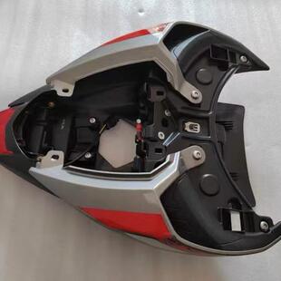 后尾板 凯旋StreetTriple 765RS 765R后尾底板 后脚踏支架 后尾灯