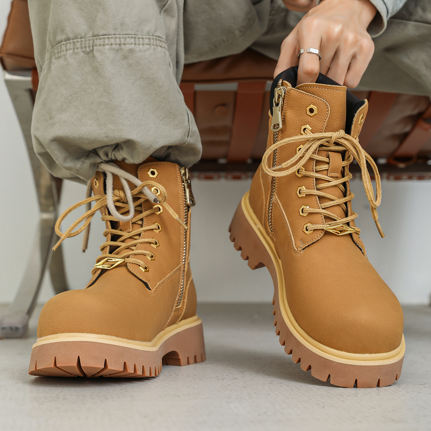 英伦风大黄靴真皮侧拉链马丁靴