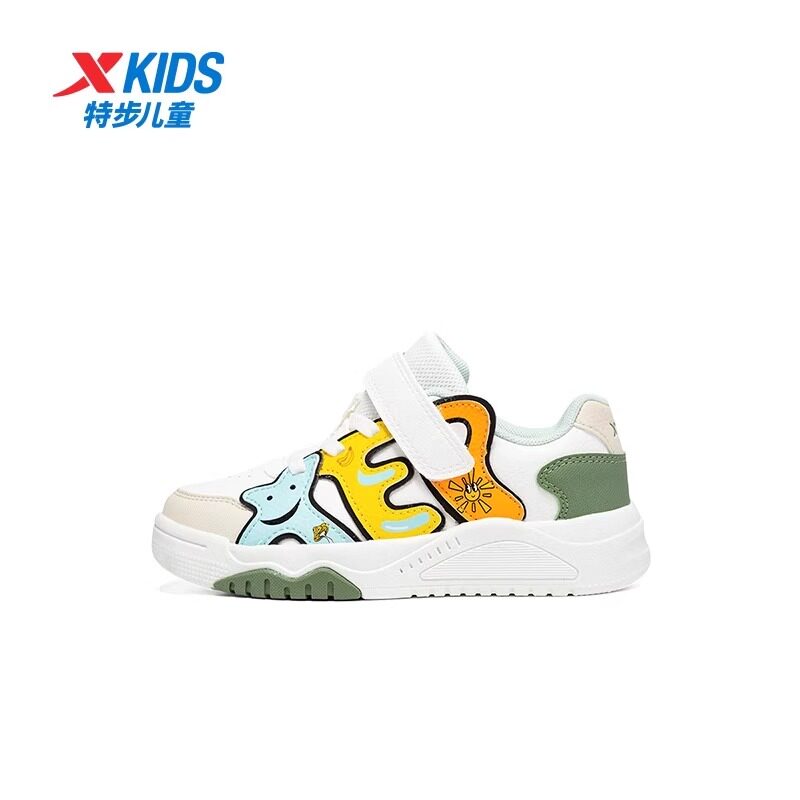 特步儿童板鞋男童2024秋季新款男小童潮流休闲运动鞋676315313001