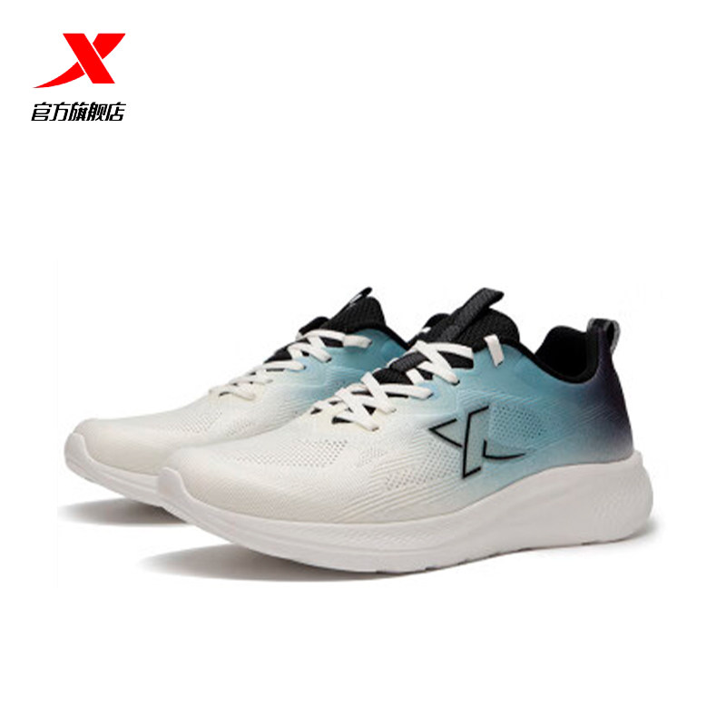 特步男跑步鞋训练轻便透气跑鞋