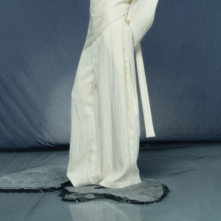 月泠泠YUELINGLING 「寒玉」直筒垂荡宽松长裤（明星同款）