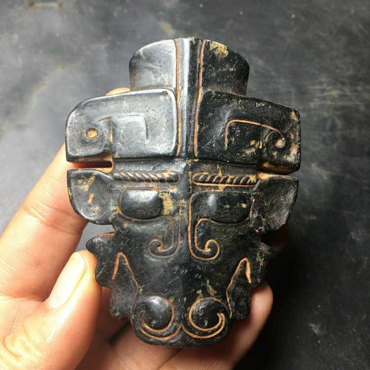 古董兽面纹玉佩吊坠精雕手把件