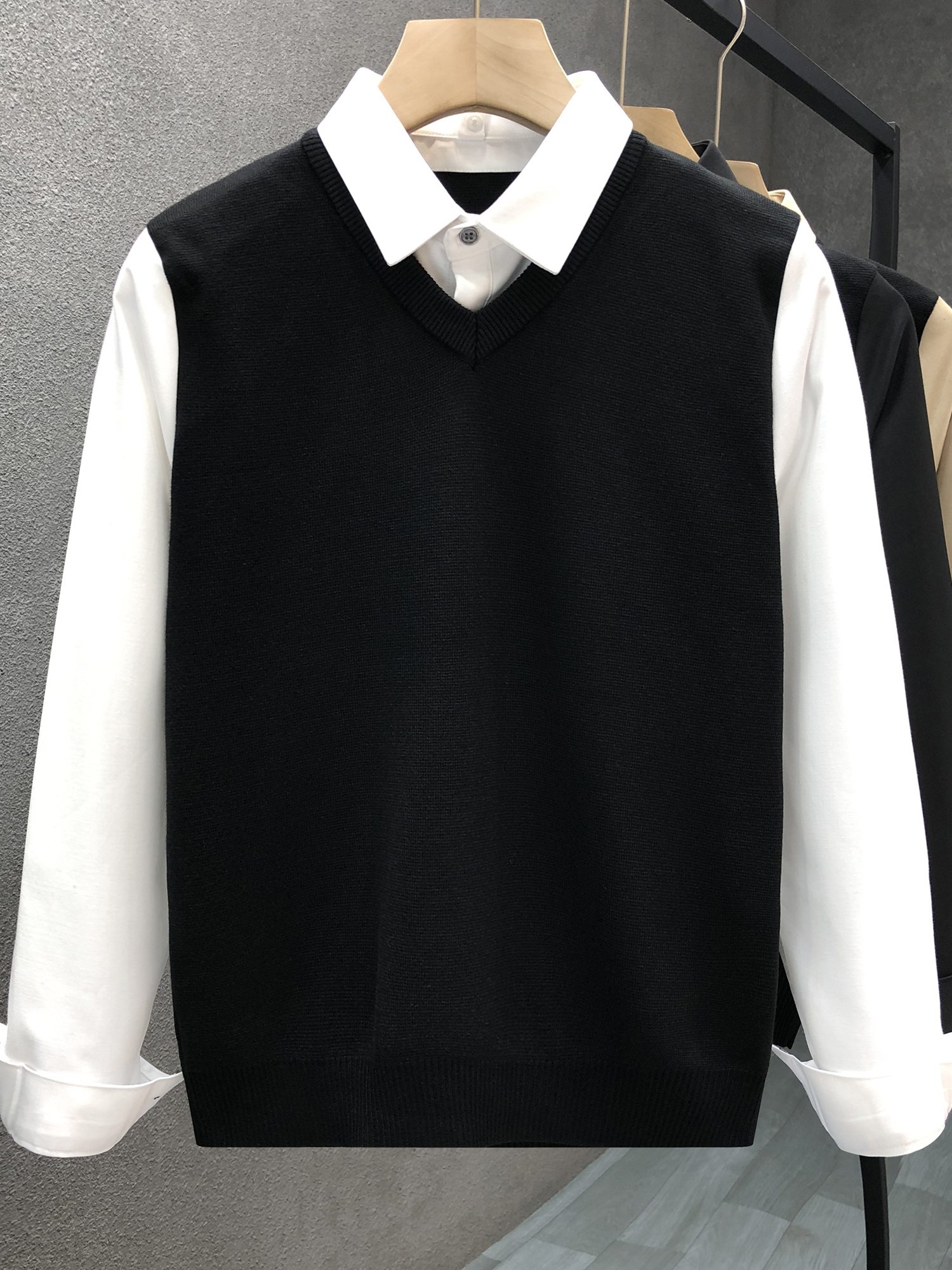 轻奢轻型商务休闲假两件套针织衫男士秋季时尚潮流薄衬衫领针织衫