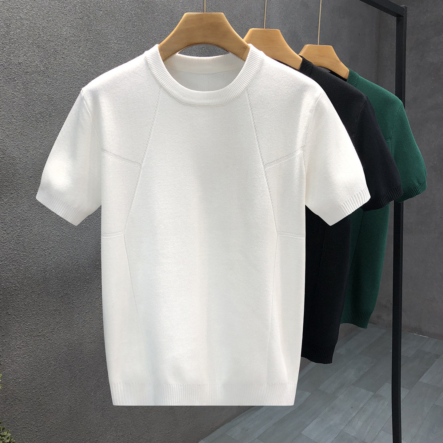 高端薄款针织冰丝短袖男2026新款简约老钱风T恤时尚轻奢纯色半袖