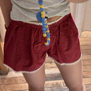BM感美式辣妹格子纹薄款短裤米色蕾丝边松紧腰百搭显瘦休闲裤子