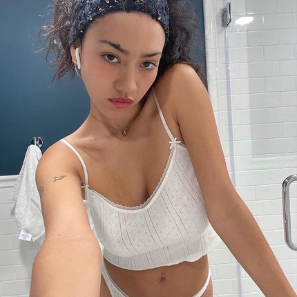 COUCOU白色微透性感辣妹吊带背心女夏季镂空提花蕾丝花边短上衣