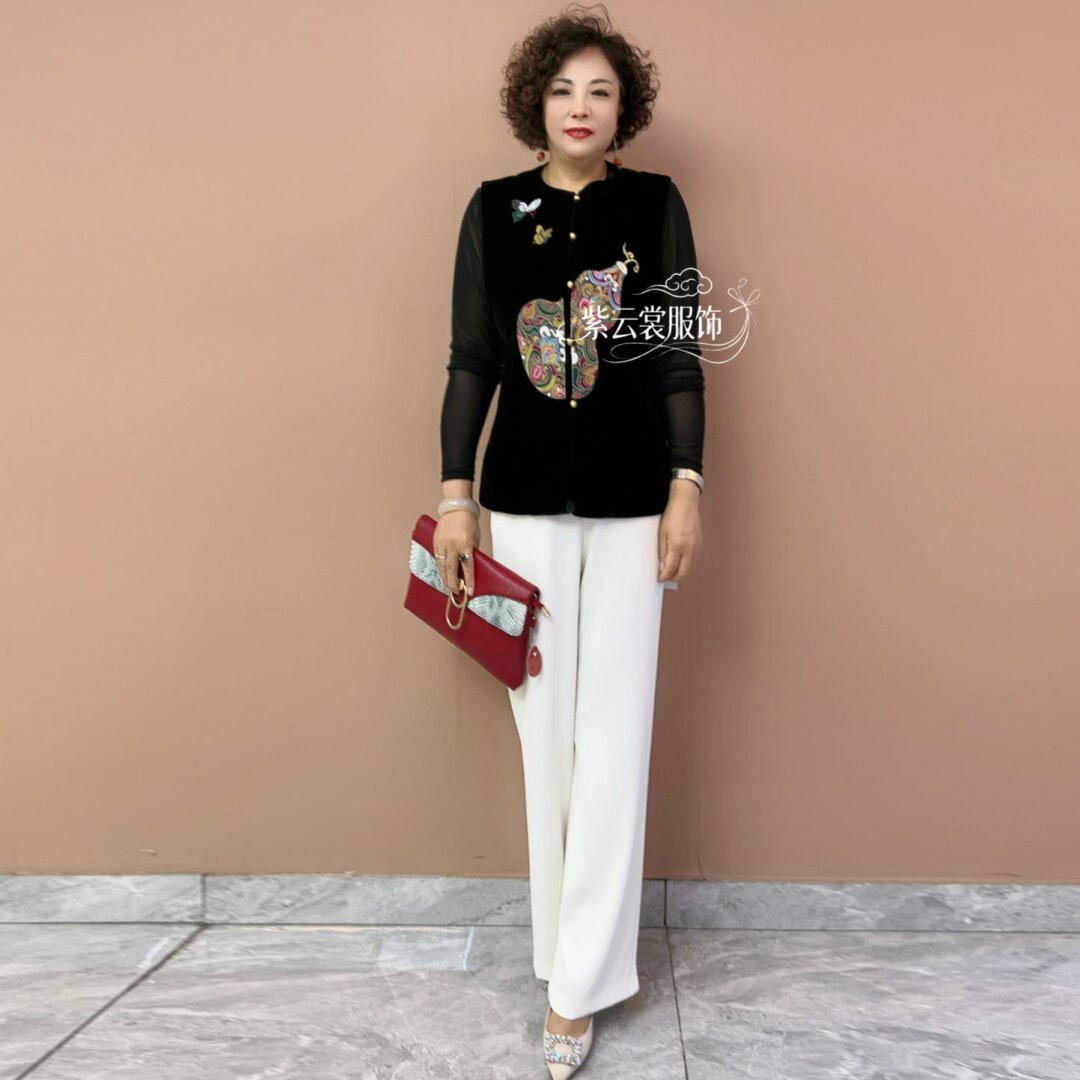 秋装中年妈妈国风洋气绣花丝绒马夹时尚宽松遮肉显瘦大码马甲坎肩