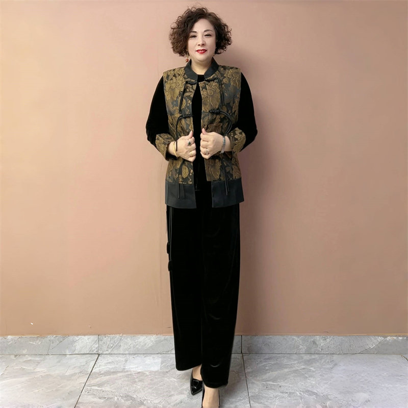 春秋中年妈妈中式国风流苏提花马夹短款时尚宽松洋气大码马甲套装