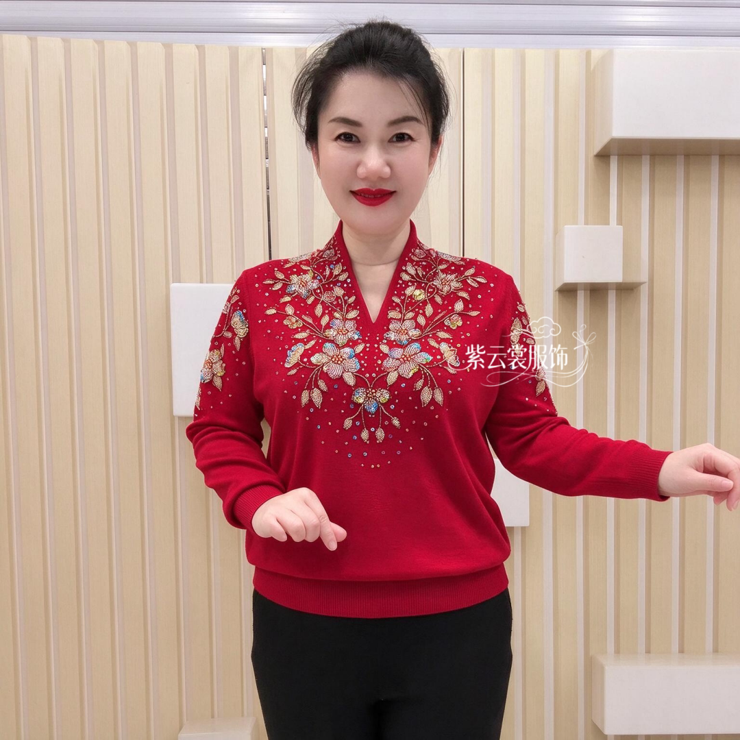 秋冬休闲年轻妈妈装小V领重工钉珠绣花针织衫长袖弹力打底衫毛衣