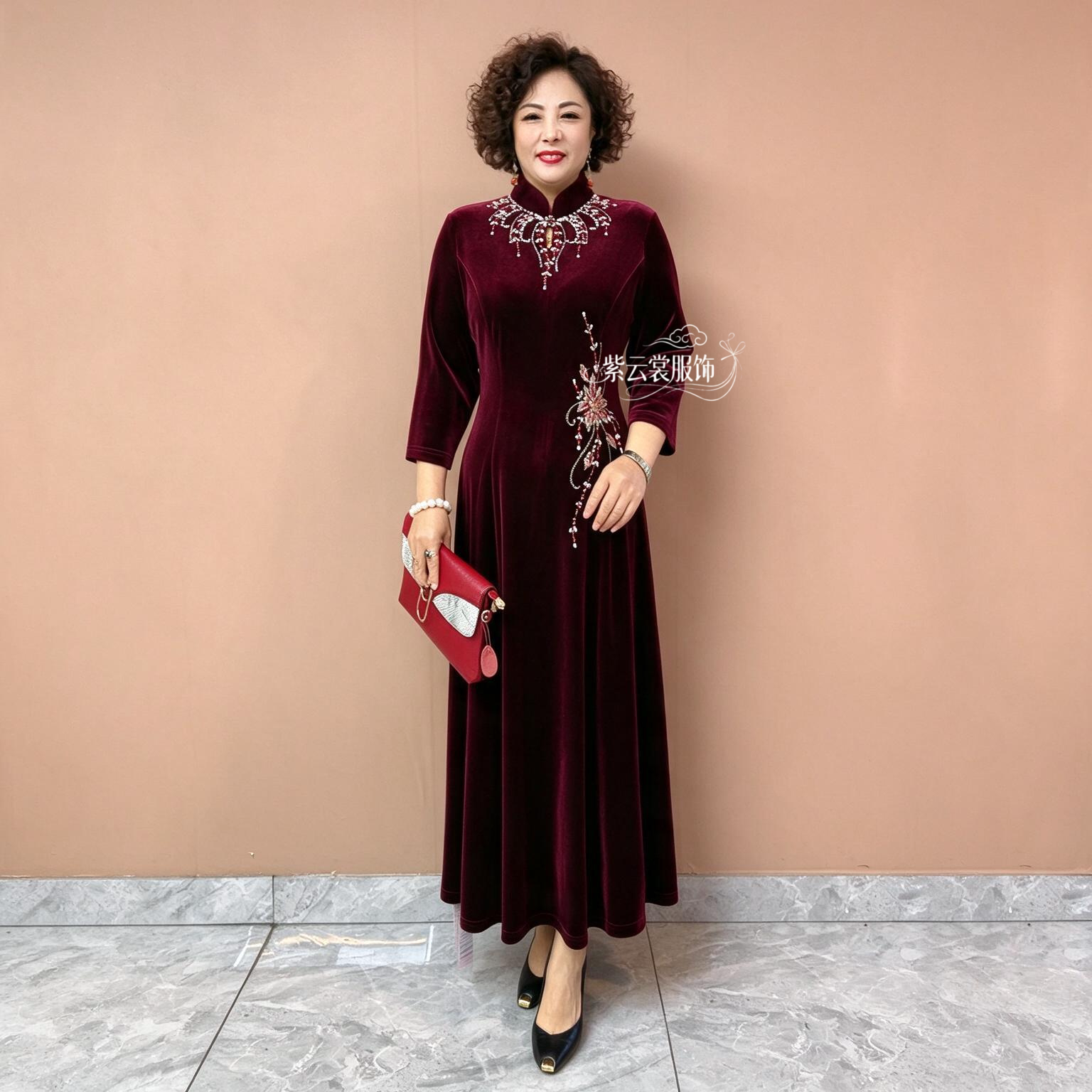气质妈妈婚宴重工立领礼服时尚喜婆婆结婚改良旗袍连衣裙过膝长裙