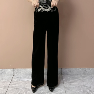 阔太太秋冬中老年妈妈阔腿裤刺绣金丝绒不倒绒大码黑色直筒长裤子