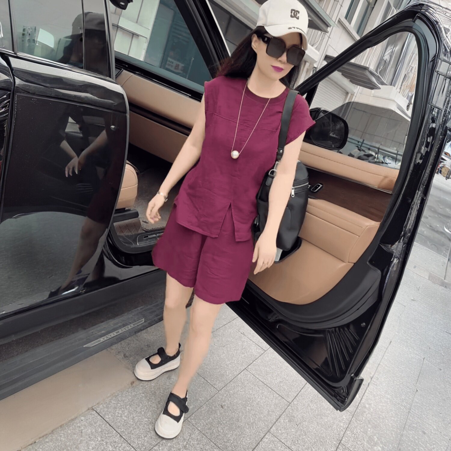 夏季短袖时尚百搭纯色圆领T恤棉麻舒适休闲洋气短裤大码两件套装