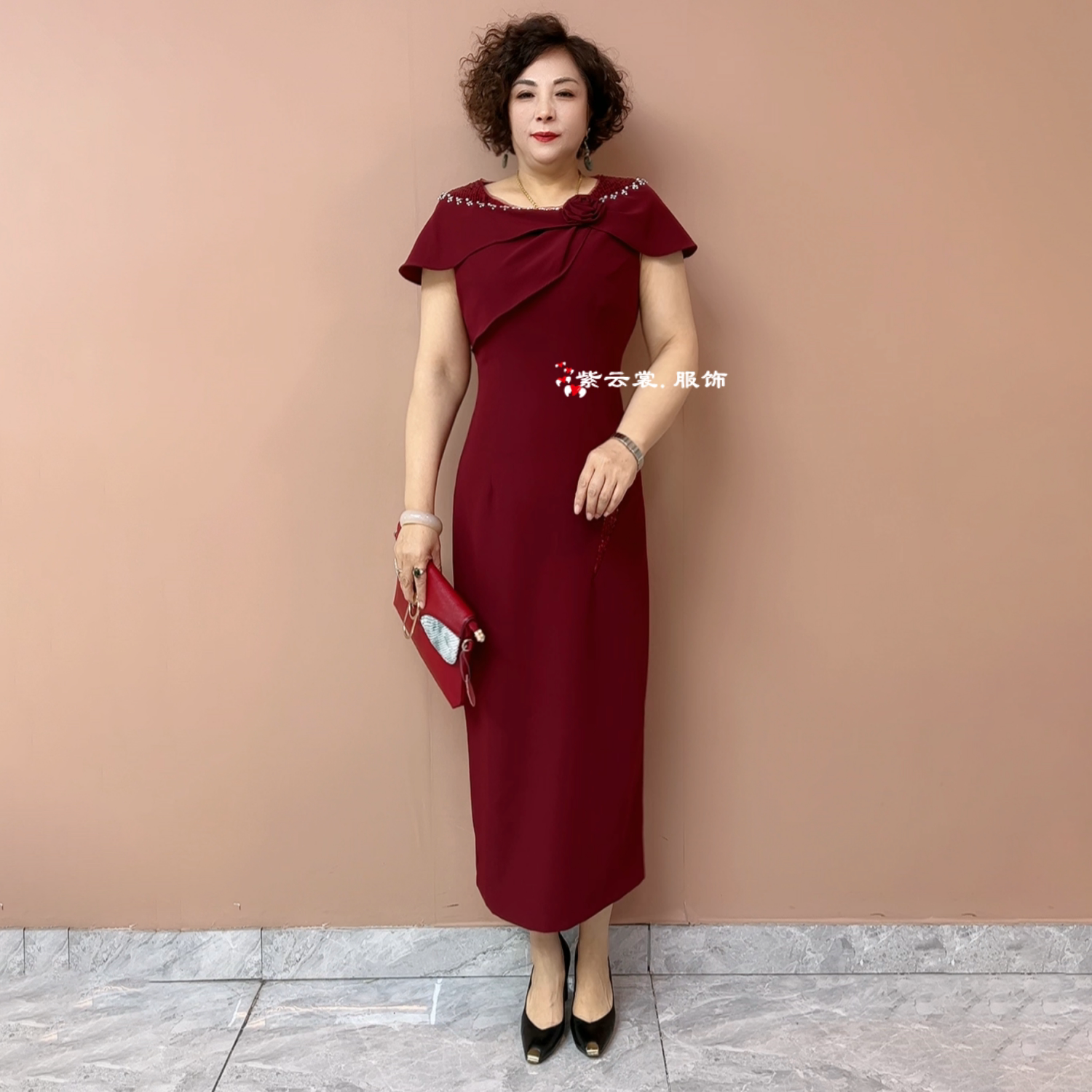 高贵年轻喜妈妈装婚宴礼服高端大气喜婆婆夏季短袖婚礼长裙晚礼服