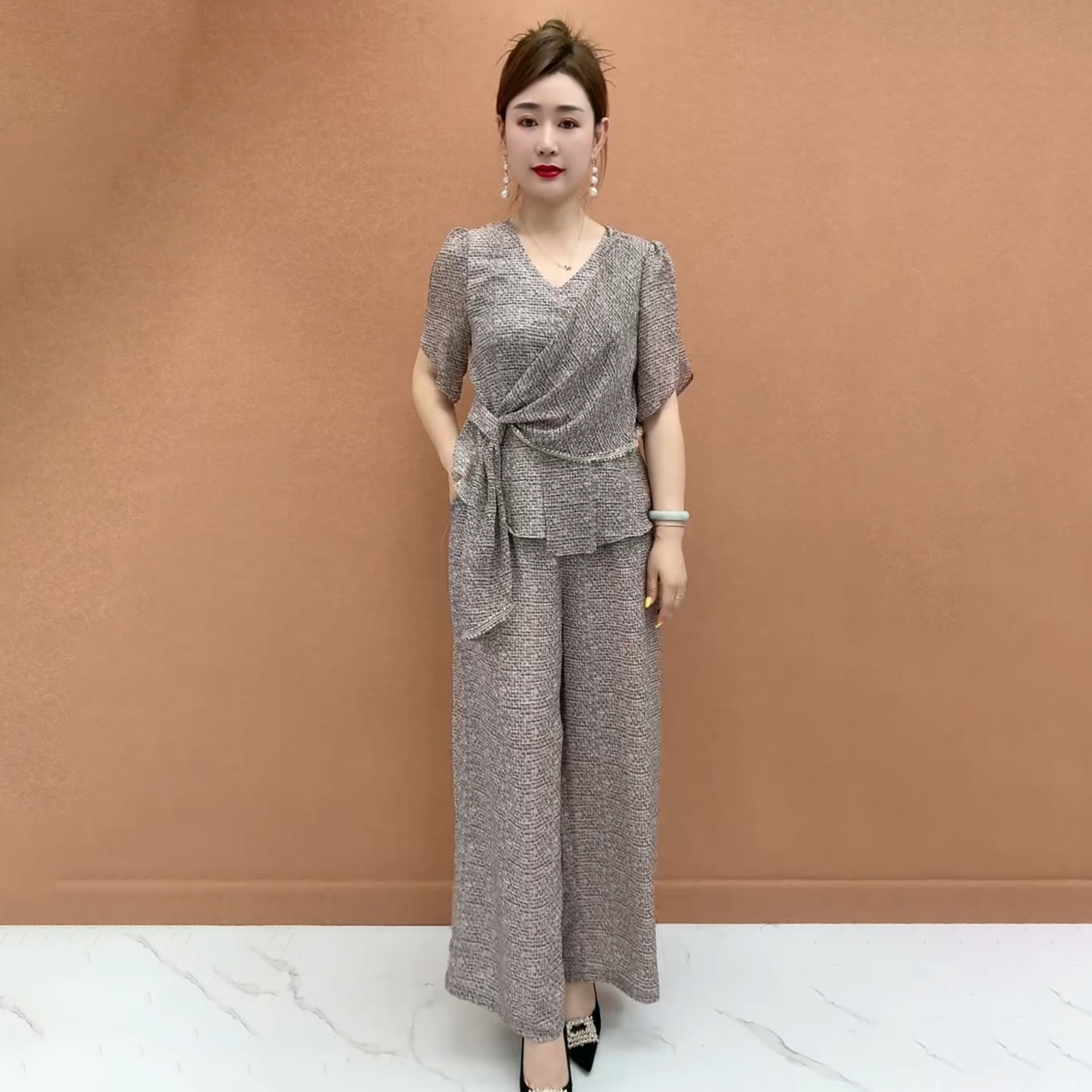 夏季短袖高端时尚洋气女士宽松不规则上衣气质阔腿裤大码两件套装