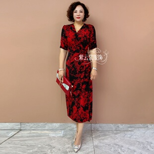 阔太太中年妈妈夏季短袖时尚洋气碎花收腰显瘦连衣裙高弹包臀长裙