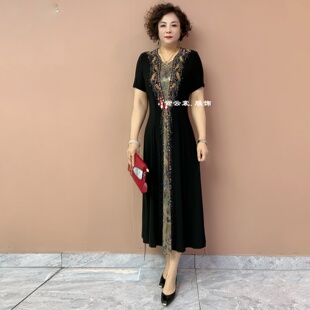 高品质夏季短袖中年妈妈装烫钻大码连衣裙南韩丝高弹收腰过膝长裙
