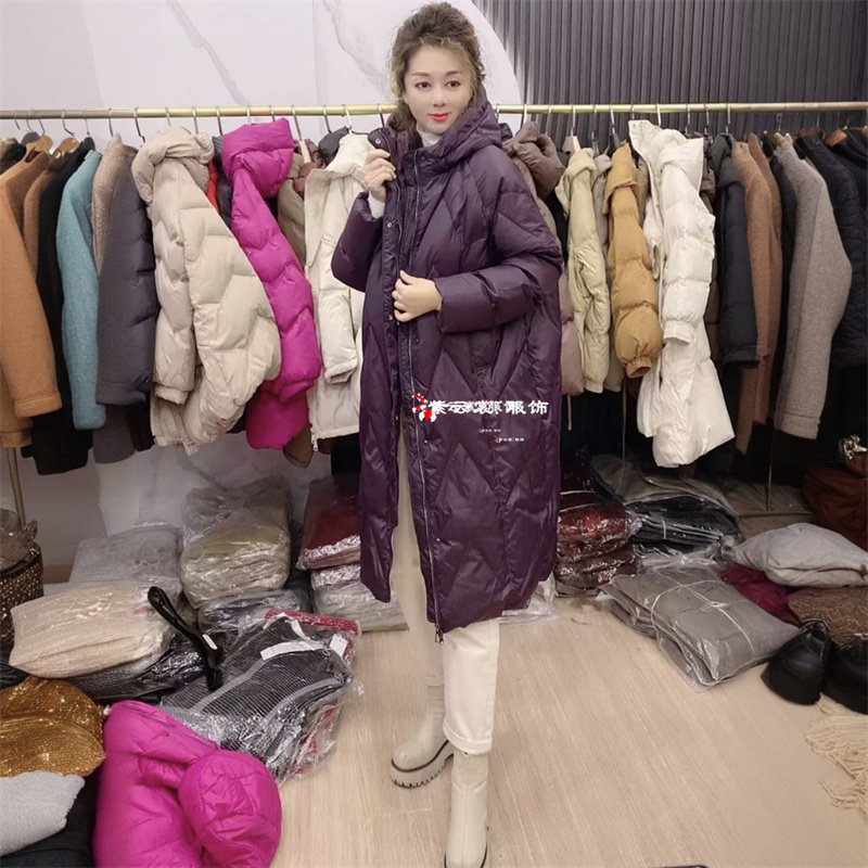 妈妈冬装外套加厚保暖羽绒棉服长款连帽棉袄宽松大码200斤棉衣女