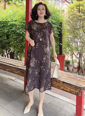 夏季中老年妈妈短袖气质印花连衣裙时尚宽松大版遮肉冰棉过膝长裙