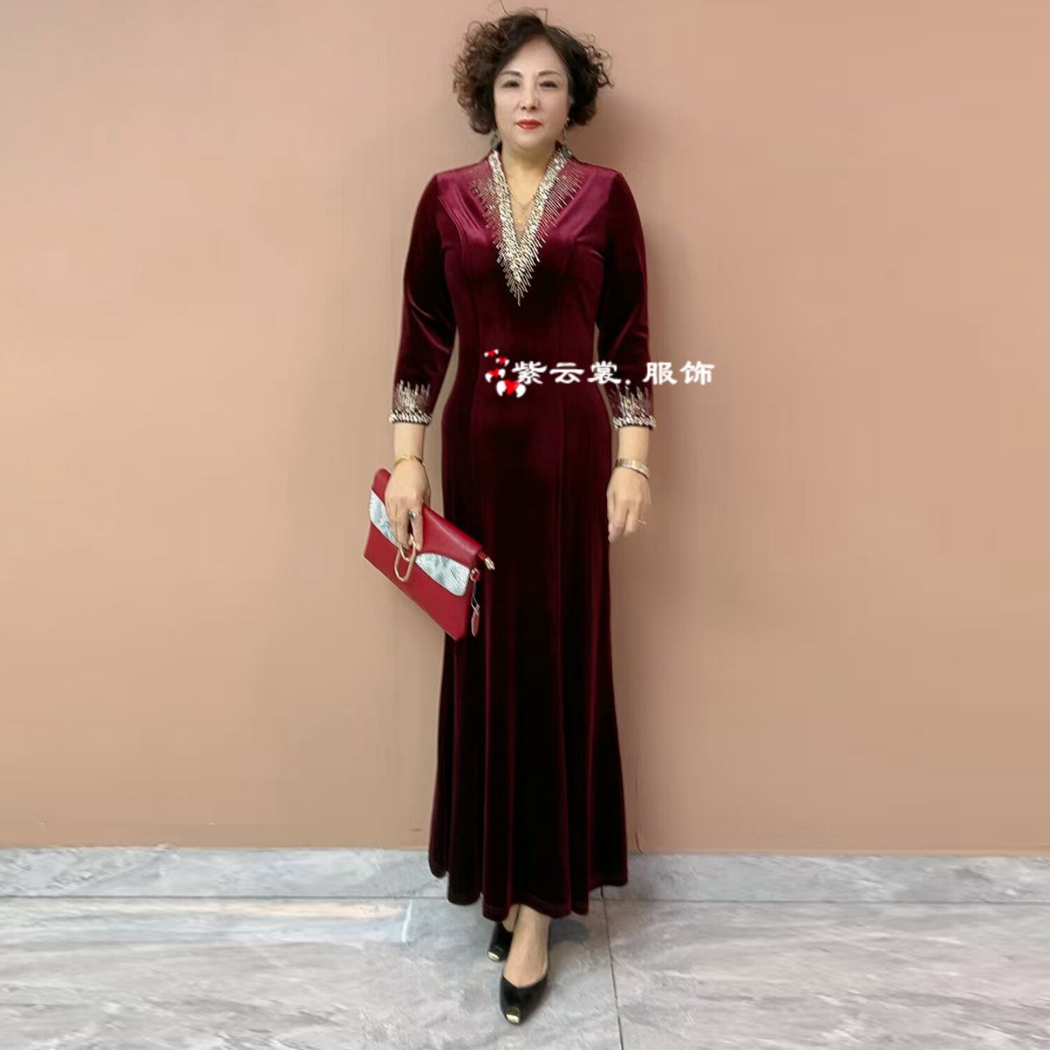 高端气质新款V领重工烫钻长款鱼尾裙婚宴晚礼服喜婆婆妈妈连衣裙