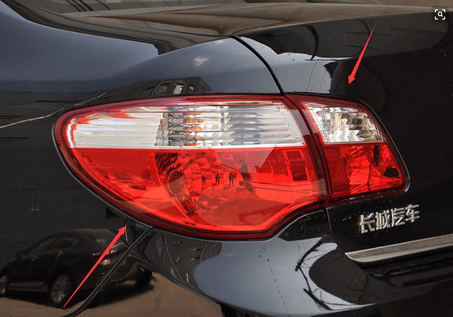 适用长城滕翼C50后尾灯总成12-13老款后雾灯后杠灯刹车灯总成配件