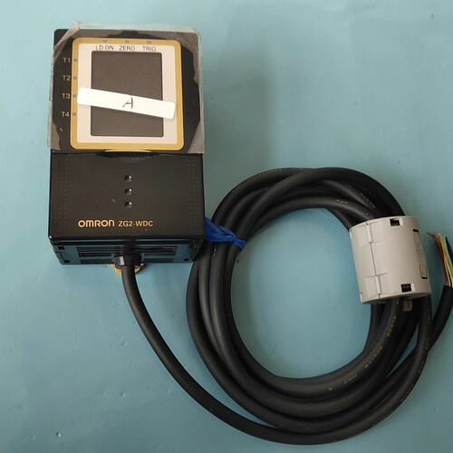 0MRON ZG2-WDC控制器，产品完好，成品如图，