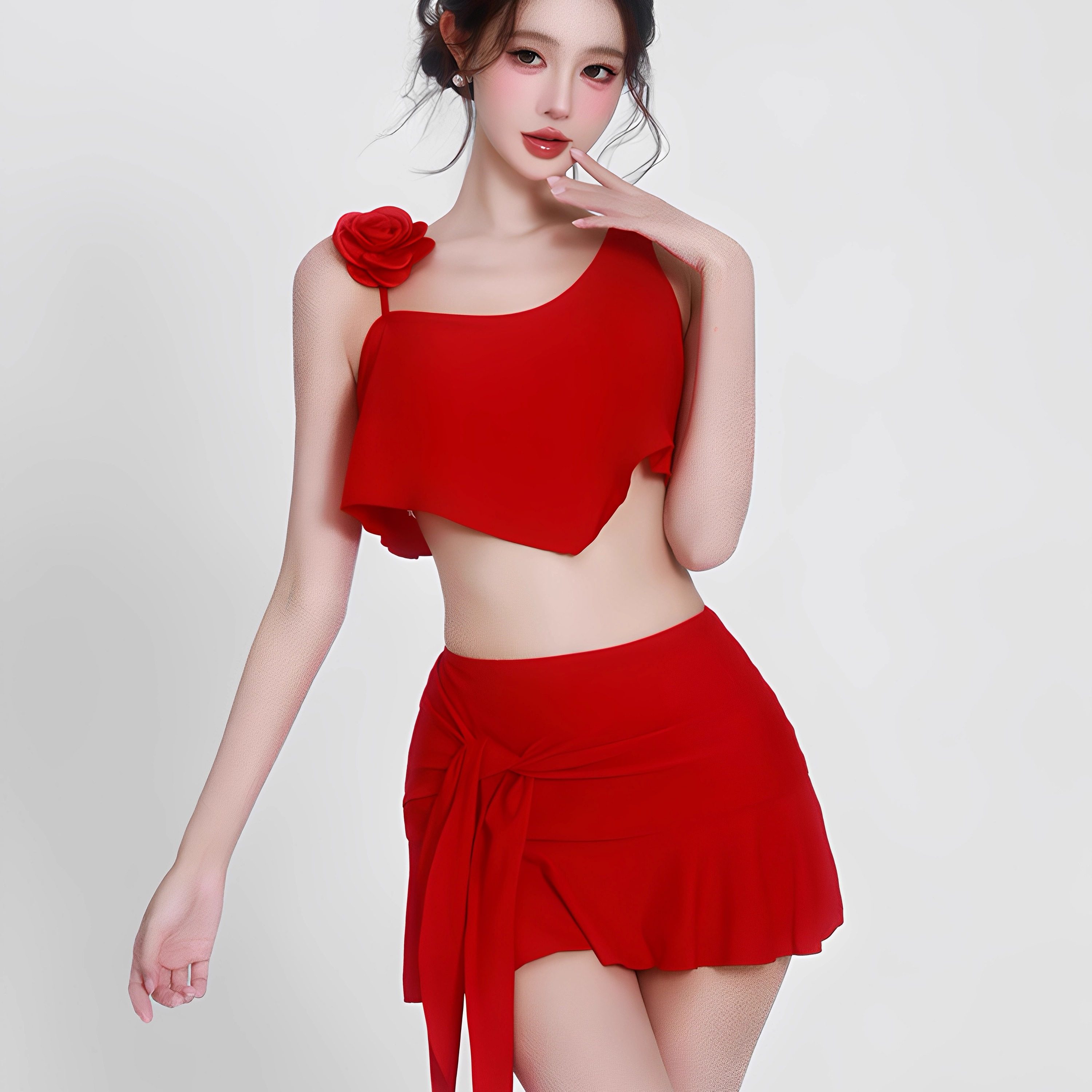 2025新款泳衣女高级感分体性感纯欲小胸聚拢遮肚显瘦泡温泉游泳装