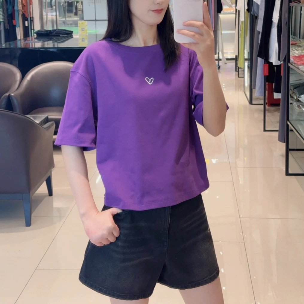时尚百搭圆领爱心印花短袖T恤女