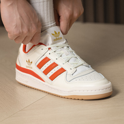 正品阿迪达斯三叶草FORUM板鞋