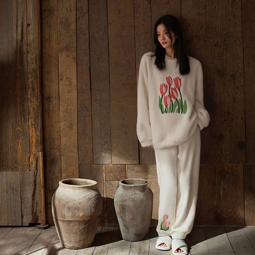 秋冬珊瑚绒睡衣女甜美家居服保暖
