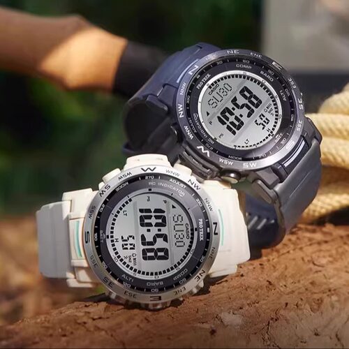 卡西欧三重感应登山户外运动表