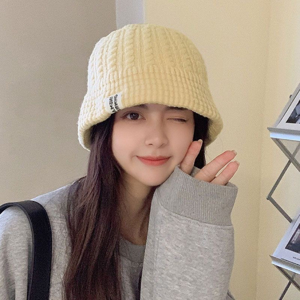 渔夫帽女款2025新款中老年人新疆防寒老人帽子女士冬天年毛线帽女