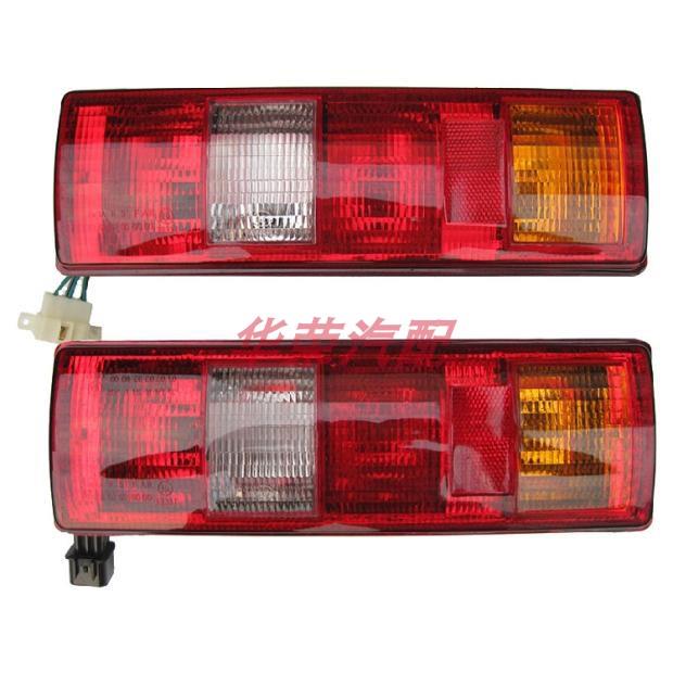 江淮货车微卡后尾灯12V24