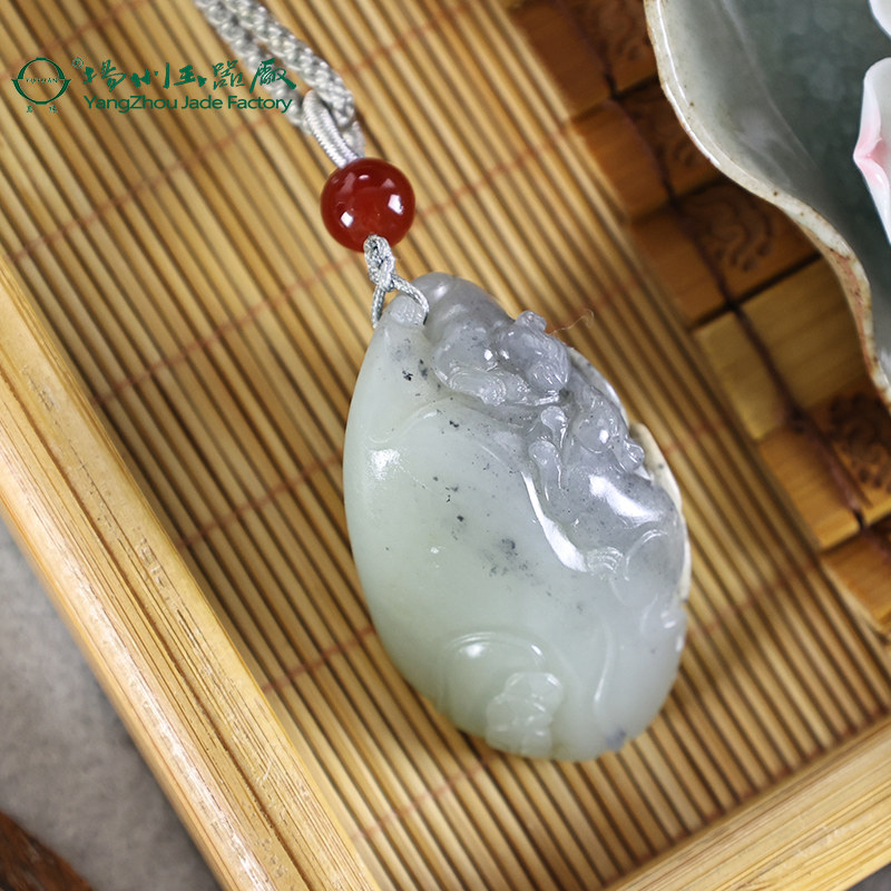 扬州玉器厂玉缘新疆青花籽