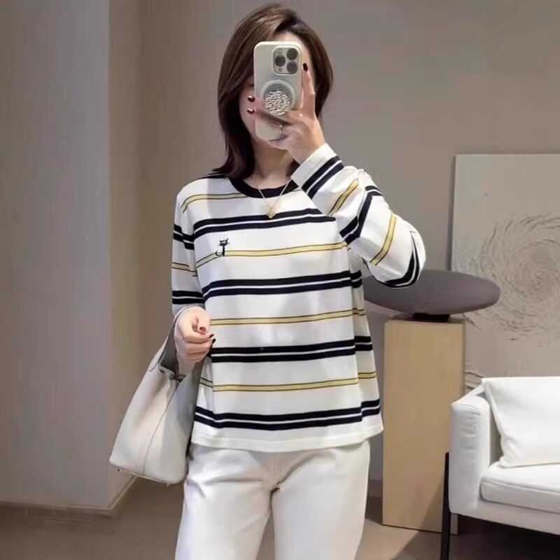 松弛感宽松显瘦针织开 衫女士早春秋款撞色条纹刺绣外穿内搭打底