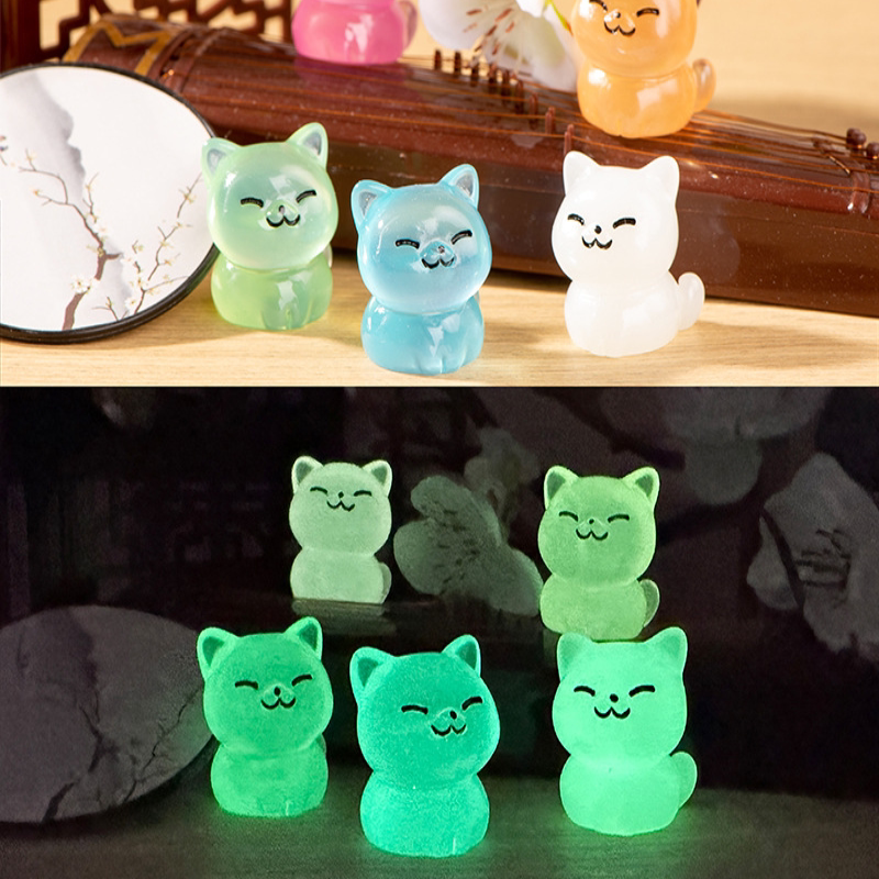 微景观树脂夜光小猫卡通摆件创意桌面装饰品汽车配件