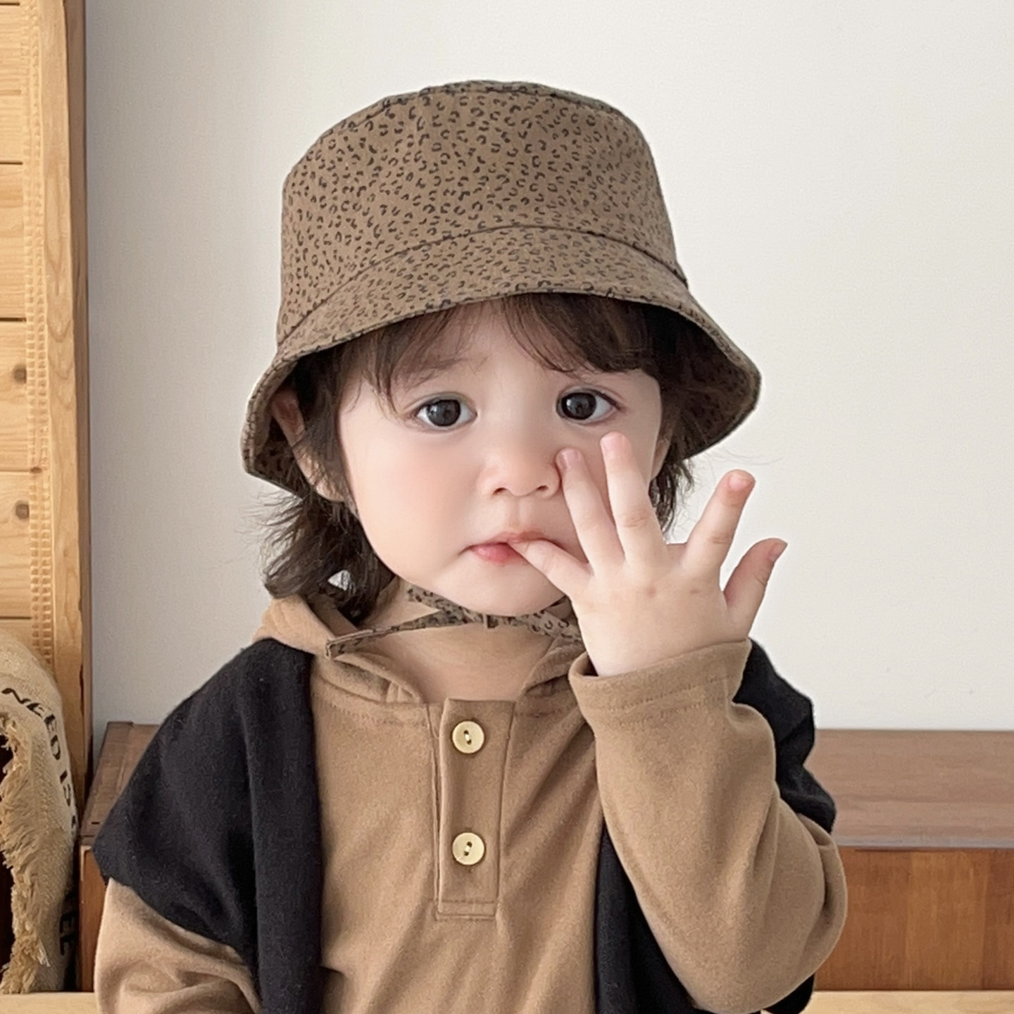 婴儿帽子秋冬韩版豹纹大檐遮阳保暖小月龄男女宝宝儿童盆帽渔夫帽