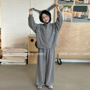 套装 儿童装 2025新款 秋装 加厚两件套 女孩加绒兔子外套卫裤 女童冬装