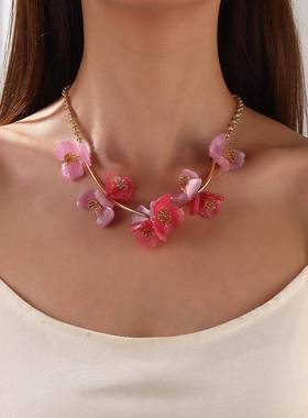 新品百搭链条acrylic 花型flower necklace 女personality 项饰首