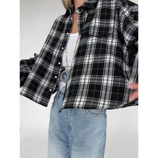 loose women white checkered black American shirt casual