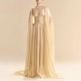 连衣裙插肩袖 收腰镶钻款 宫廷风香槟色斗篷长裙礼服2025冬季 法式