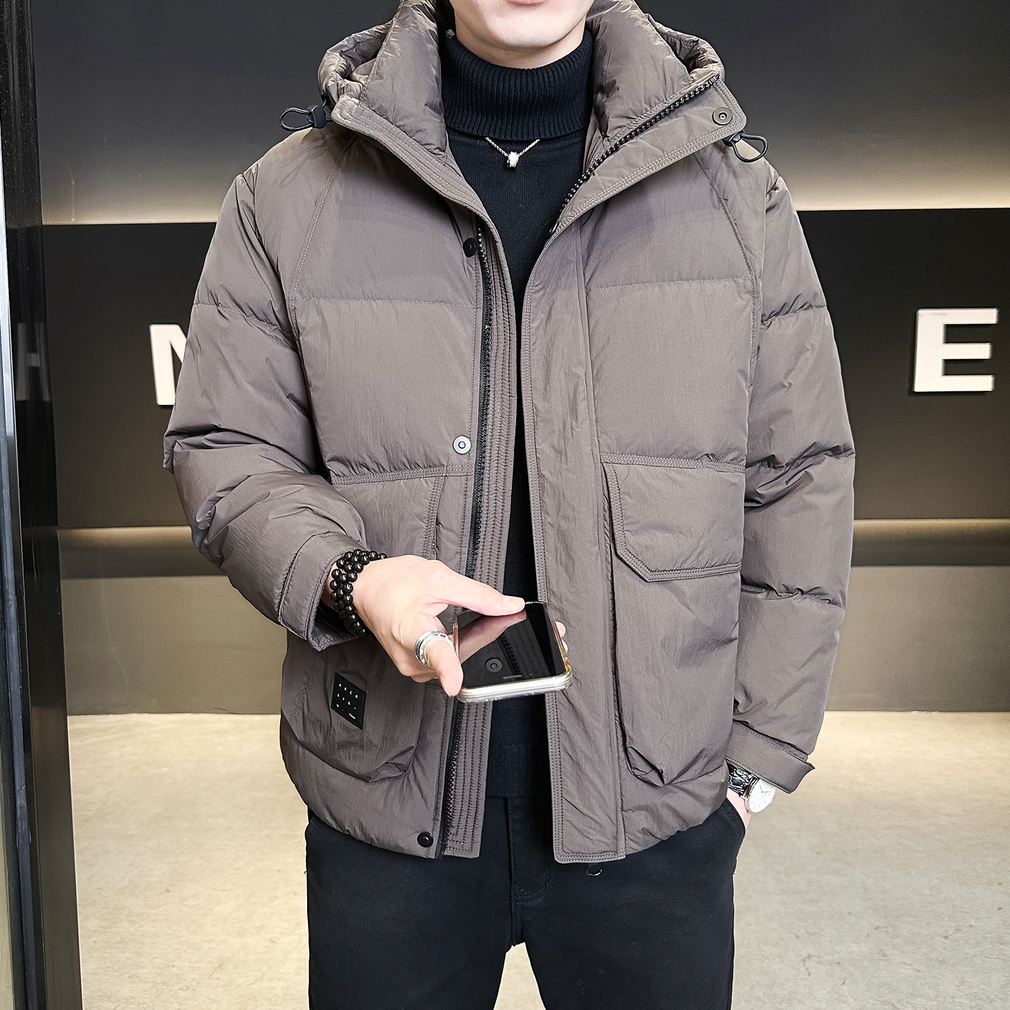 标50绒连帽羽绒服男士2025新款冬季外套男装B320-6638-P245,男装羽绒服,电商B320 标50绒连帽羽绒服男士2025新款冬季外套男装B320-6638-P245,男装羽绒服,电商B320