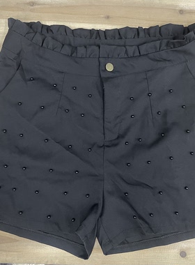 加大码休闲黒色短裤钉珠西裤款短裤 3xL 建议 31-32码裤头考虑