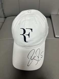 费德勒亲笔签名帽子