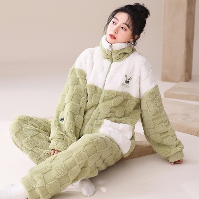 冬季翻领女士珊瑚绒睡衣柔之伴