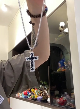 欧美嘻哈十字架吊坠男士项链