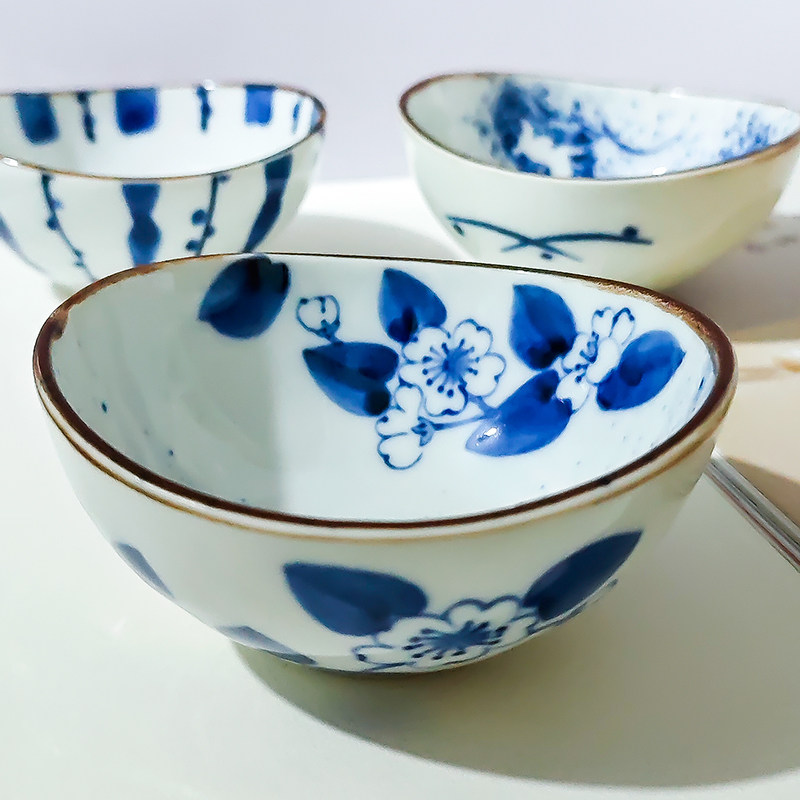 日本进口青花瓷陶瓷碗家用创意不规则汤碗米饭碗和风餐具小钵碗