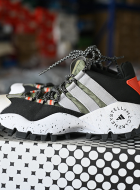 Adidas/阿迪达斯 SMc Seeulater 女子防滑耐磨运动户外鞋 H06158