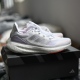 阿迪达斯 Pureboost Adidas 女子减震透气运动跑步鞋 HQ1420