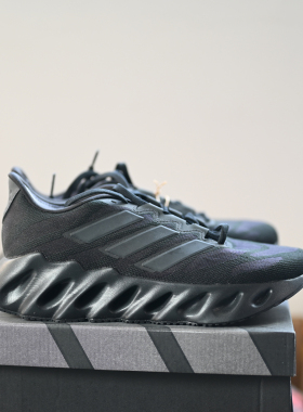 Adidas/阿迪达斯 Switch FWD 男女畅跑减震透气运动跑步鞋 ID1779