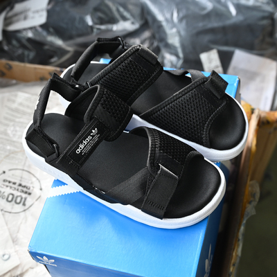 阿迪达斯三叶草女子运动沙滩鞋